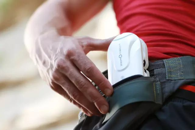 ZeroTech Dobby Pocket Drone - это летающая самозащита