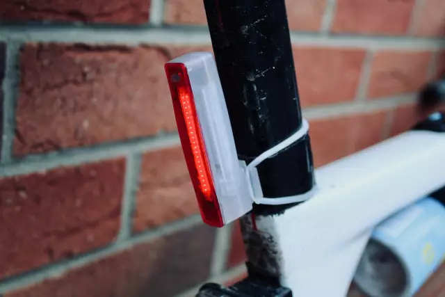 Свежая продукция: Knog Lights and Locks