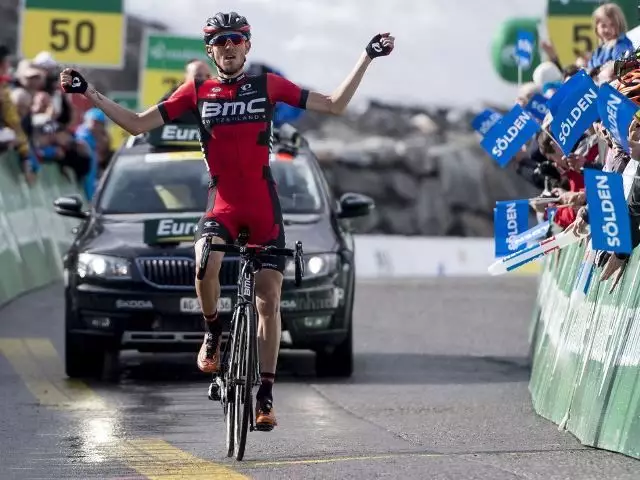 Ван Гардерен падает на третье место на Тур де Франс