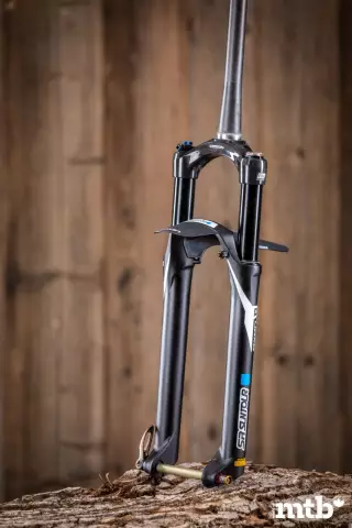 Первый взгляд: SR Suntour Axon Werx 20 "Вилка