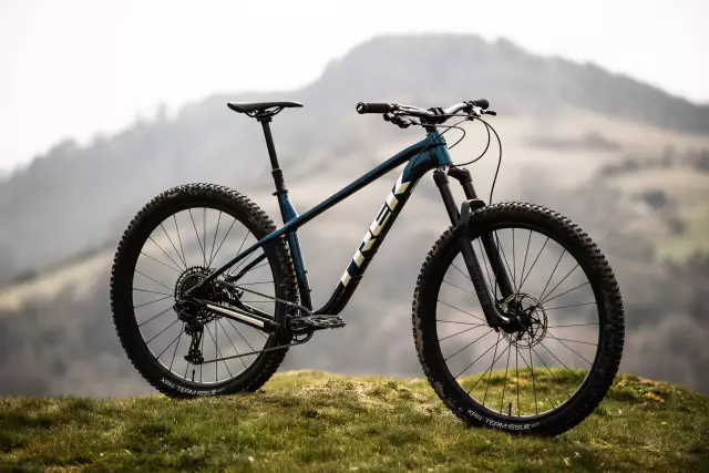 Протестировано: Trek Roscoe 8 Hardtail - $ 1250