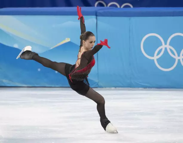 Мани выигрывает второй день Гран При Глостера