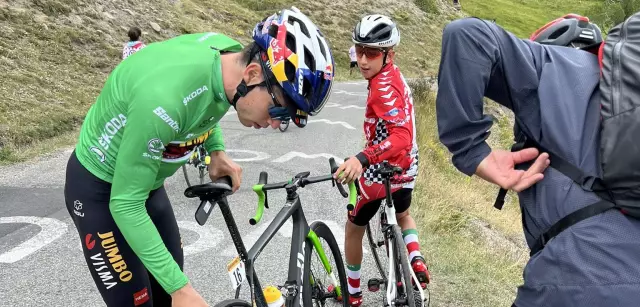 Ван Аерт выигрывает U23 Superprestige в Гавере