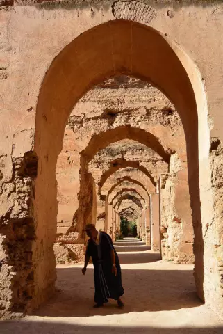Верхние бары для уникальной ночи в meknes