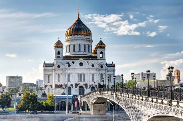 10 самых потрясающих церквей в Таиланде