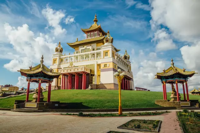 12 самых красивых буддийских работ