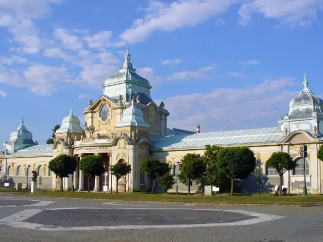 8 самых заметных работ макау
