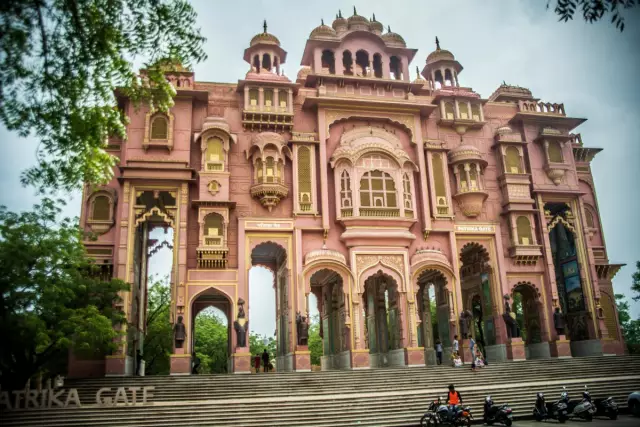 Jaipur: древний «розовый город» раджастхана