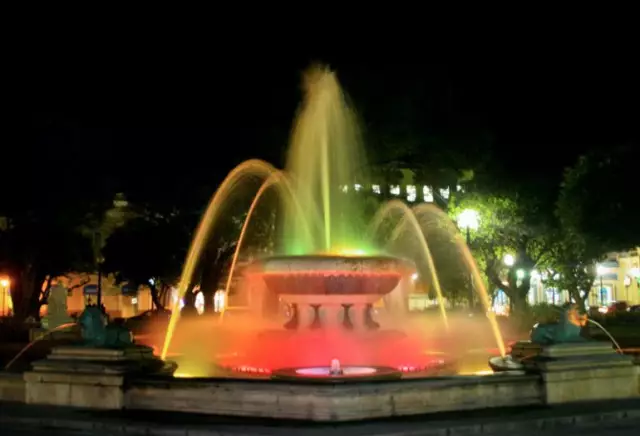 10 вещей, чтобы увидеть и сделать в plaza las delicias in ponce
