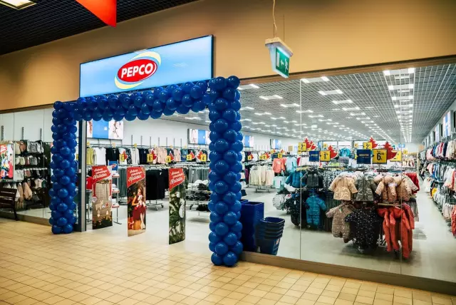 10 великолепных книжных магазинов в барселоне: от классики до графики