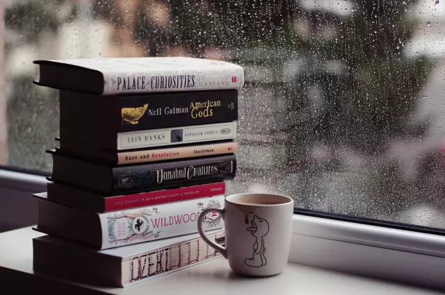 10 вдохновляющих книг для чтения этой зимой