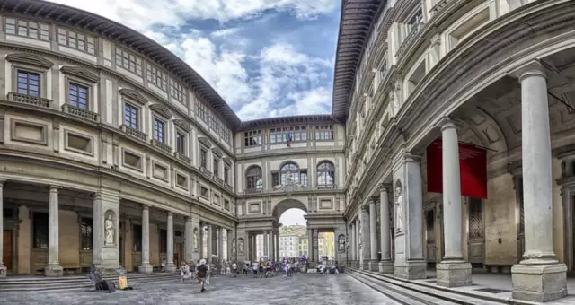 Краткая история uffizi gallery, florence