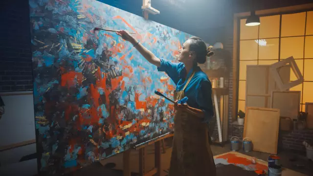 10 самых влиятельных женщин в искусстве среднего востока