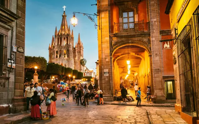 San miguel de allende, самый красивый город в Мексике