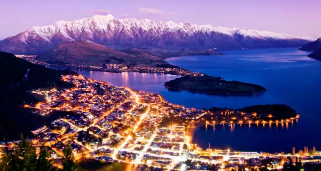10 незабываемых вещей, которые нужно сделать в queenstown, Новая Зеландия