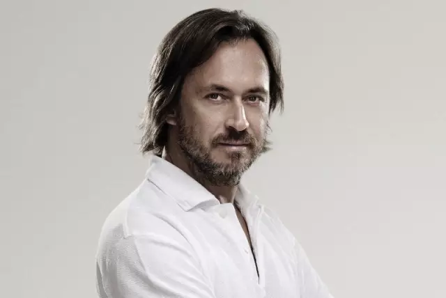 Введение в marc Newson, суперзвезду австралии