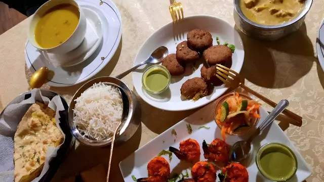 Наслаждайтесь ярким освежающим чили: вкус Индии