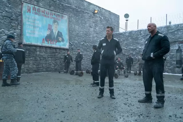Экскурсия по «любви» на места съемок Netflix