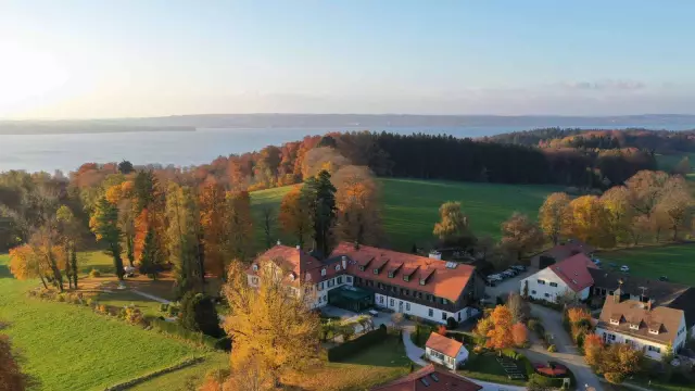 Выиграйте пребывание в Balmoral в Эдинбурге