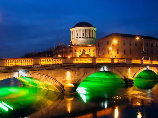 10 лучших мест для питья Guinness в Дублине
