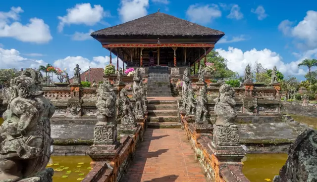 3 потрясающих ресторана в Semarapura Bali, чтобы удовлетворить ваши желания