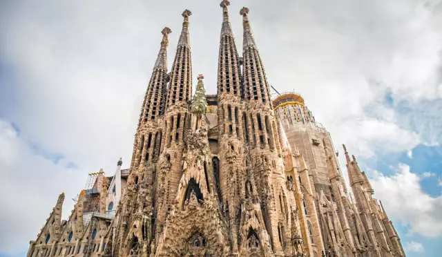 Европа Visita Iglesia #6: Базилика Саграда Фамилия в Барселоне, Испания