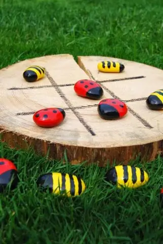 Что взрослые делают на улице?