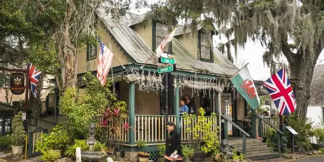 Насколько жарко в Сент-Огастин, Флорида?