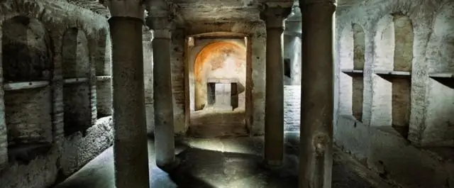 Для чего были созданы римские катакомбы?