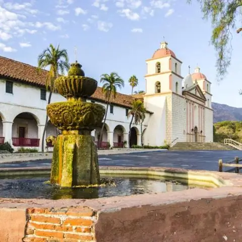 Когда была восстановлена Миссия Санта-Барбара?