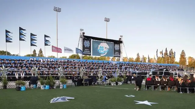 Когда мне следует подавать документы на выпускной Fresno State?