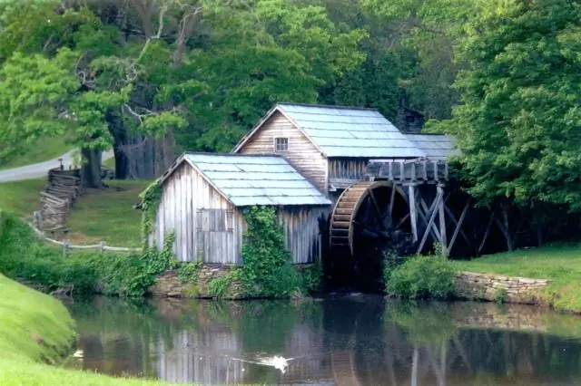Можете ли вы спать в машине на бульваре Блю Ридж?