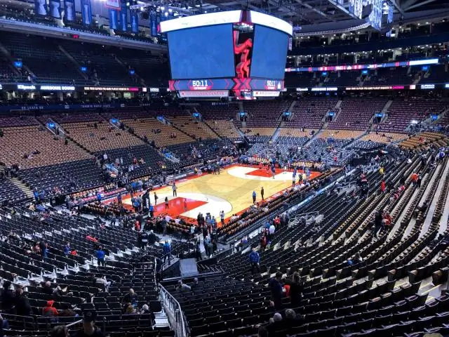 Сколько мест в Scotiabank Arena?