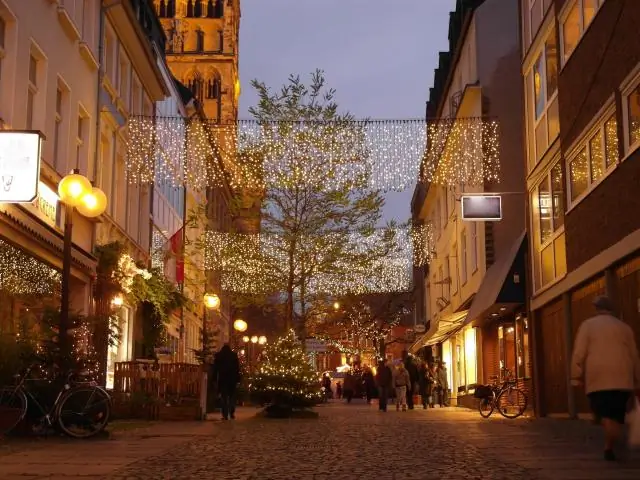 В каком городе самые лучшие рождественские огни?