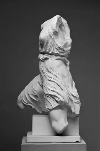 Кто изображен на западном фронтоне Парфенона?