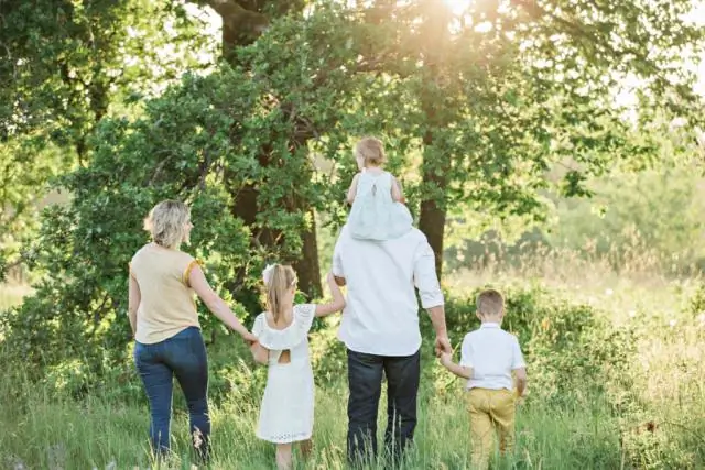 Куда повесить семейные фотографии?