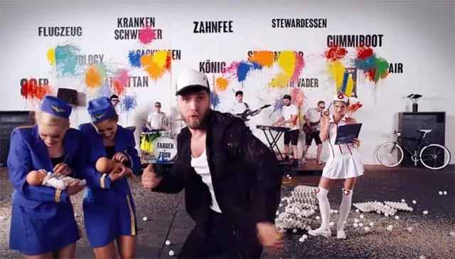 Какой фильм Билли видит задом наперед?