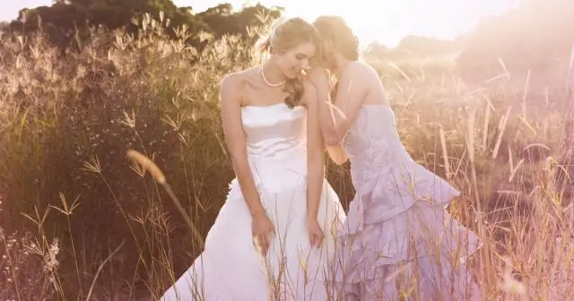 Танцуют ли вместе шафер и фрейлина?