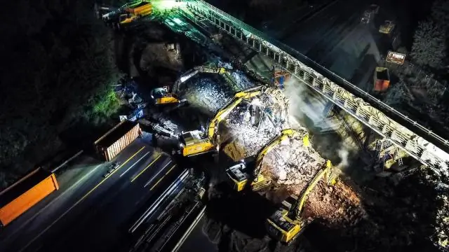 Почему 5-я автострада закрыта?