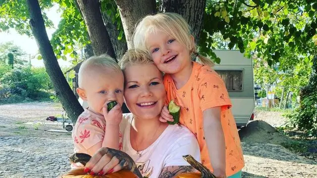 Как съесть морской огурец?