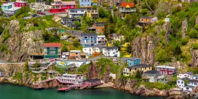 Какая самая высокая отдельно стоящая каменная башня в мире?