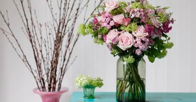 Что подарить жене на ее первый День матери?