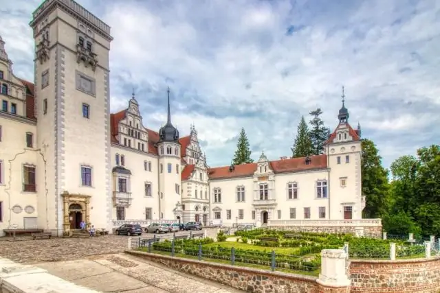 Вы можете поесть в Замке Золушки?