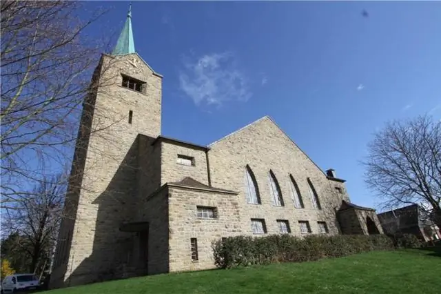 Почему по воскресеньям в Великобритании магазины закрываются рано?