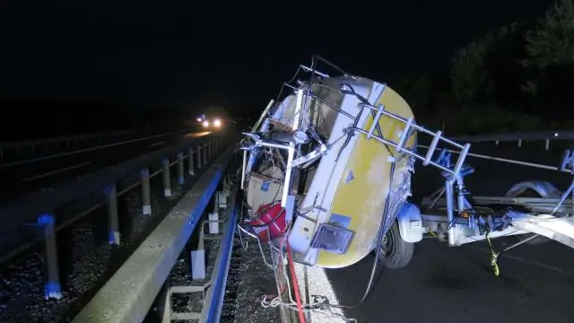 Что вызывает образование окиси углерода на лодке?