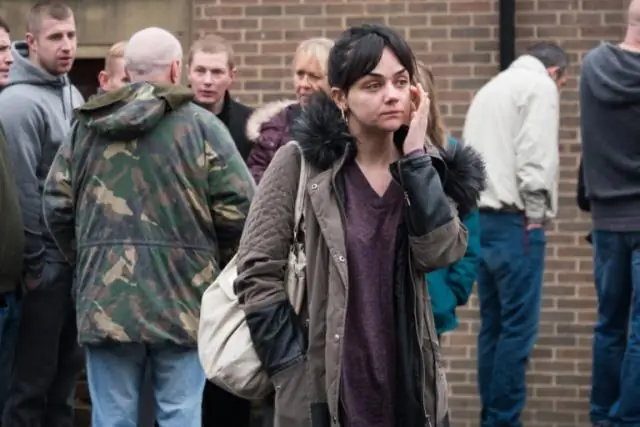 Сколько вам должно быть лет, чтобы попасть в Dave and Busters на Таймс-сквер?