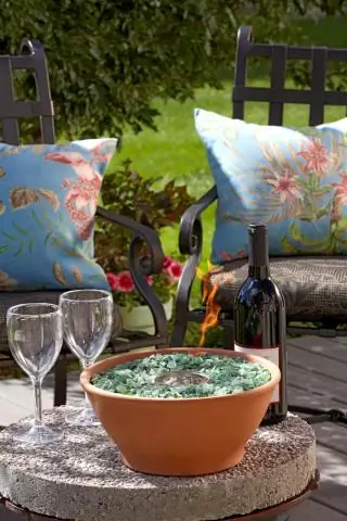 Как вы ухаживаете за бархатцами на открытом воздухе?