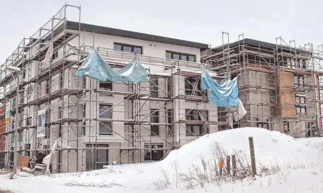 Сколько этажей в нормальном доме?