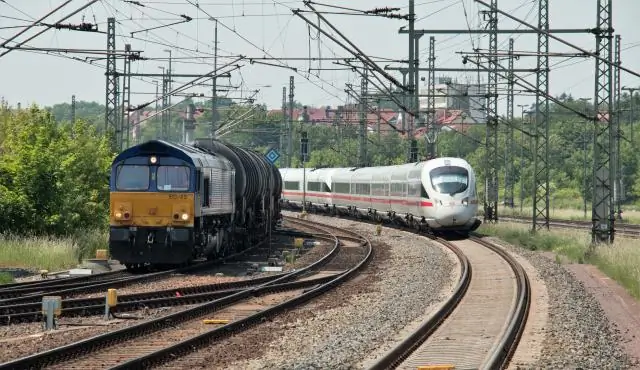 Является ли общая подъездная дорога сервитутом?