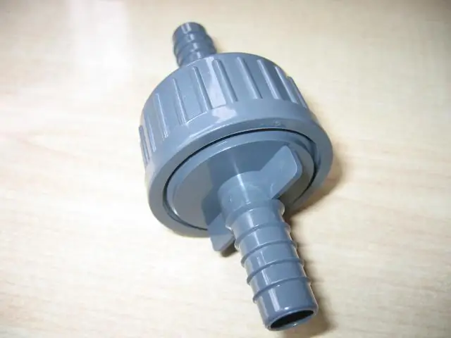 Обратный клапан ограничивает поток воды?